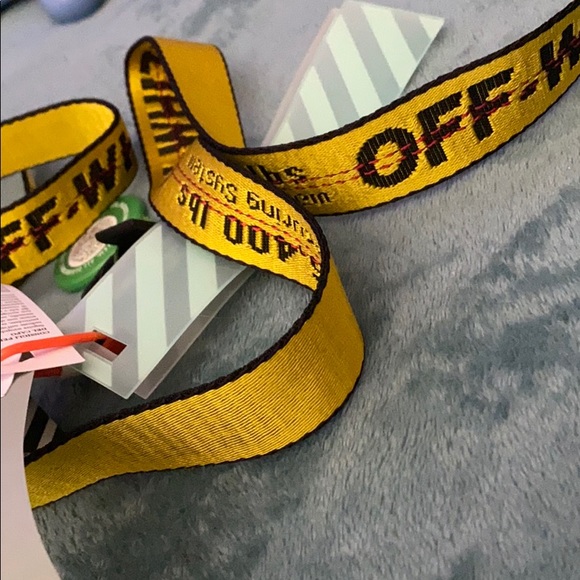 Off-white mini industrial - Picture 2 of 3